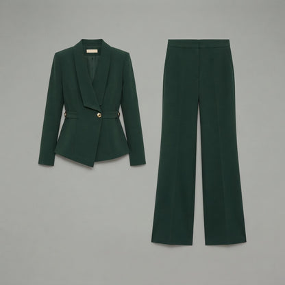 Completo da donna: top a maniche lunghe con scollo a V e pantaloni a gamba larga